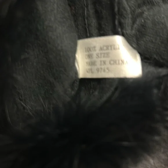 Women’s Black Fur Trimmed Gloves - Picture 3 of 6